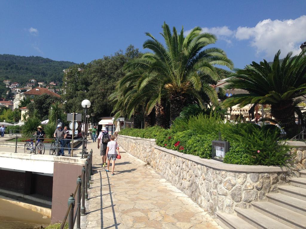Opatija Central Studio Apartment מראה חיצוני תמונה